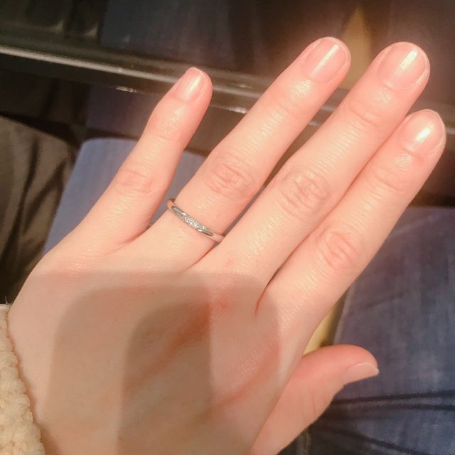 【エクセルコダイヤモンド(EXELCO DIAMOND)の口コミ】 綺麗目でかっこいいデザインが多いです。種類が豊富でたくさんの中から自…