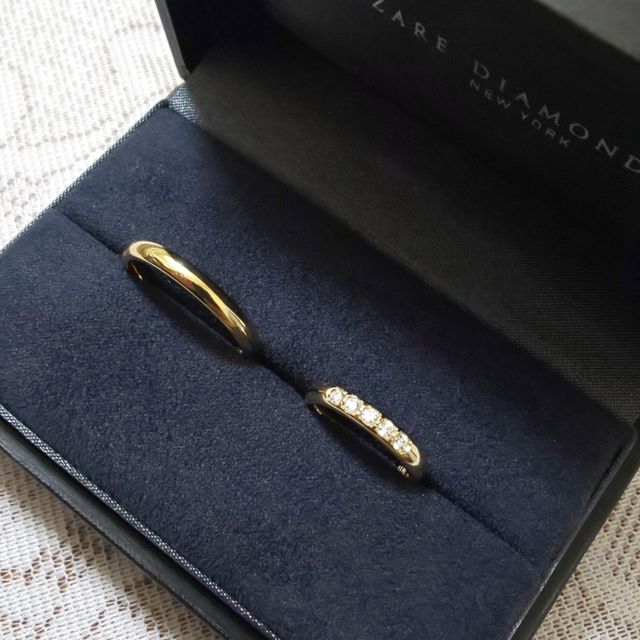 【ラザール ダイヤモンド(LAZARE DIAMOND)の口コミ】 シンプルながらダイヤの輝きが断然違いました。
最初ひと粒と決めたのです…