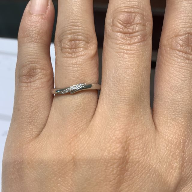 【アイプリモ(I-PRIMO)の口コミ】 S字タイプのリングを探していて数ある中から2人の意見があいこちらのリン…