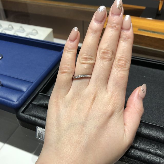 【エクセルコダイヤモンド(EXELCO DIAMOND)の口コミ】 デザインとアフターサービスの充実が決め手でした。どの店舗でも無料で磨…