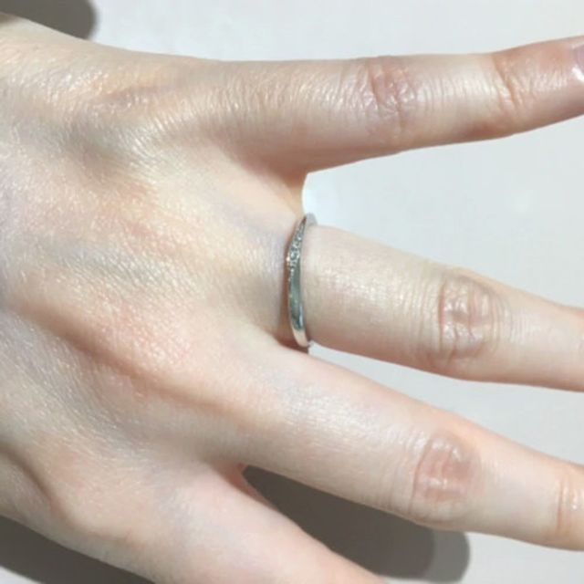 【TRECENTI(トレセンテ)の口コミ】 上品でシンプルなデザインが使いやすい印象で気に入りました。細身のライ…