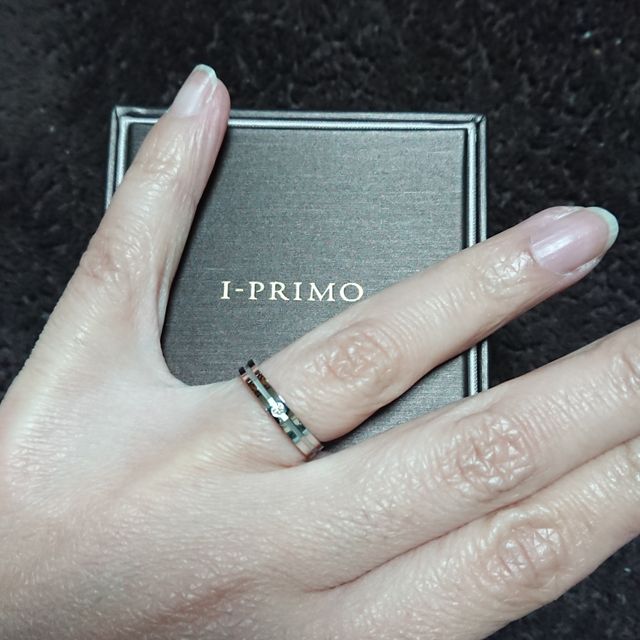 【アイプリモ(I-PRIMO)の口コミ】 艶消しがあるタイプ、光沢があるタイプをかなりたくさん試着させてもらい…