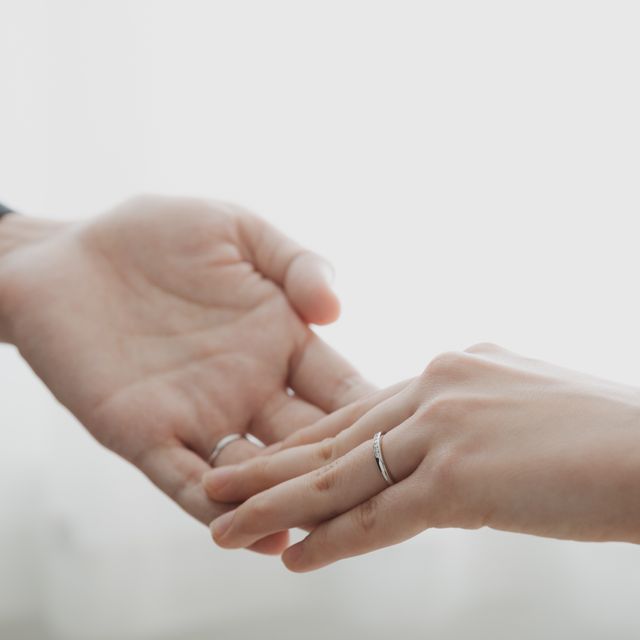 【ティファニー(Tiffany & Co.)の口コミ】 シンプルなダイヤなしにするか、ハーフエタニティー、エタニティーにする…