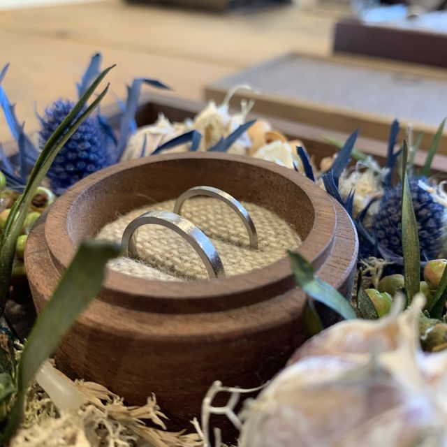 【鎌倉彫金工房の口コミ】 デザインや素材について、事前にこういう風にしたいと決めていた訳ではな…