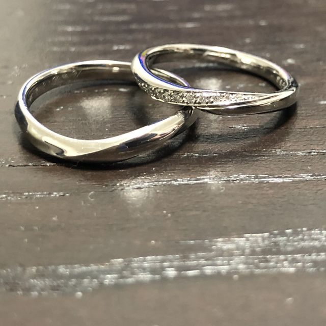 【銀座ダイヤモンドシライシの口コミ】 何個も試着させていただいて、つけ心地がとても良くて、デザインも気に入…