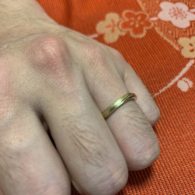 【Antille(アンティール)の口コミ】 最初からS字で決めていました。
素材を何にするか決め悩んでいたところを…