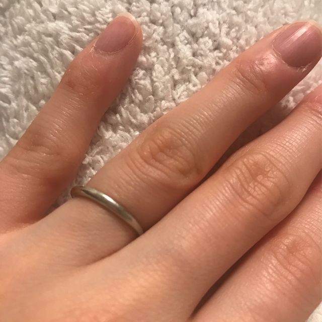 【エクセルコダイヤモンド(EXELCO DIAMOND)の口コミ】 旦那さんとお揃いのデザインになるようにシンプルなものも選びました。転…