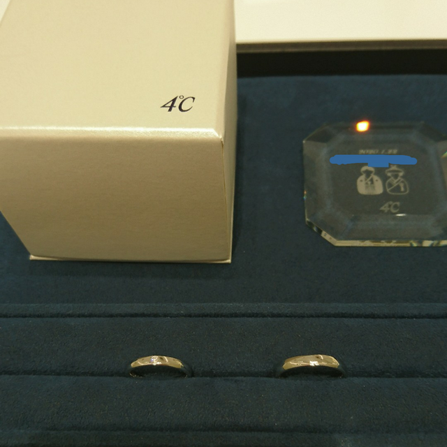 【4℃ BRIDAL(ヨンドシーブライダル)の口コミ】 下見段階でふらっと寄った4℃の店員さんがとても感じが良く、その後他のメ…