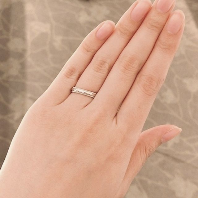 【ティファニー(Tiffany & Co.)の口コミ】 老舗ジュエリーメーカーティファニーのプラチナリングで1粒ダイヤが指輪に…