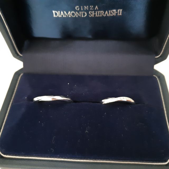 【銀座ダイヤモンドシライシの口コミ】 S字タイプのリングに憧れていましたが他のショップではデザインが好みのも…