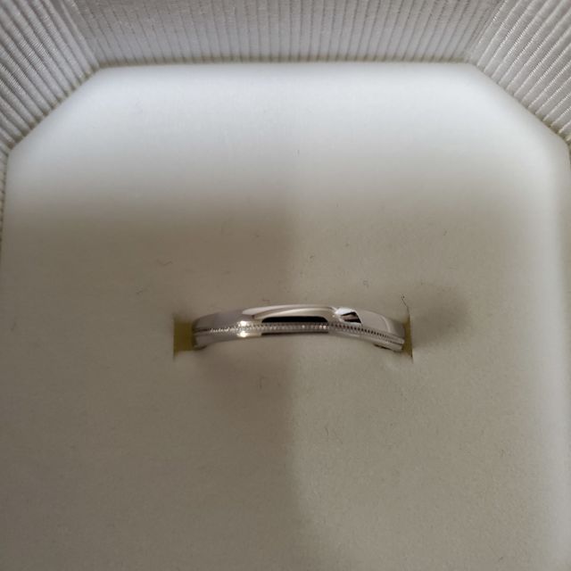 【アイプリモ(I-PRIMO)の口コミ】 まずデザインが気に入ったのと、価格に関しても他のブランドと比べてお求…