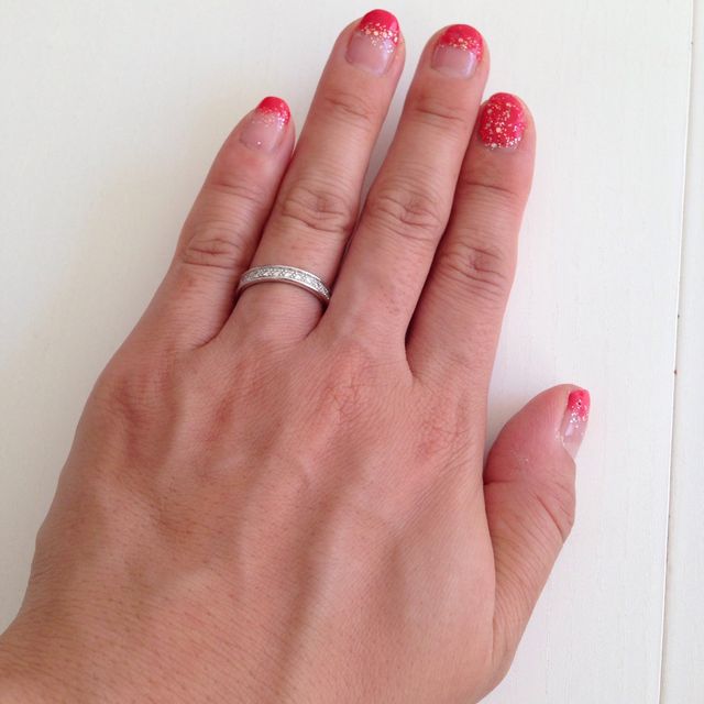 【カルティエ(Cartier)の口コミ】 出かける際にも気軽に付けれるタイプのデザインを探していた点と結婚指輪…