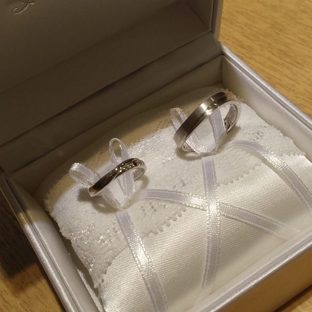 【JEWELRY STUDIO Advance(ジュエリースタジオアドバンス)の口コミ】 デザインから文字、形まだ全てオーダーメイドで作ってくれて
完成までの過…