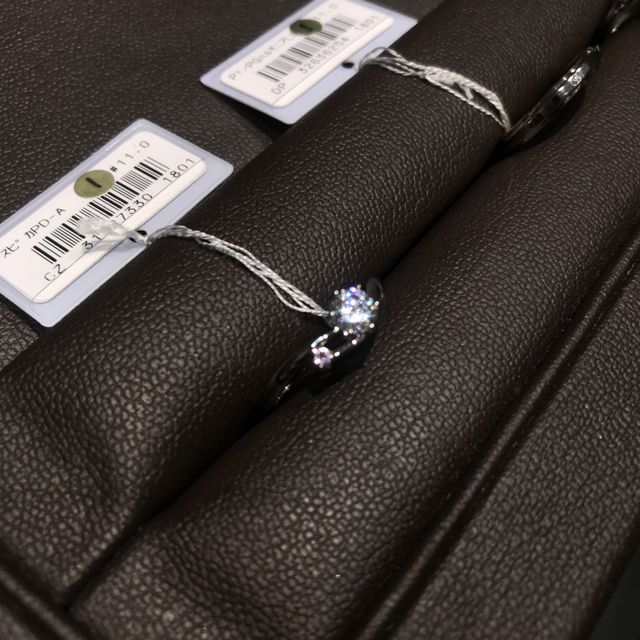 【アイプリモ(I-PRIMO)の口コミ】 デザインが気に入ったのと2.5ct以上のダイヤモンドを探していたので条件も…