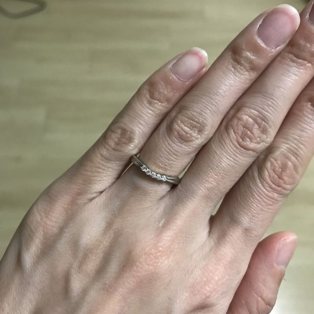 【アイプリモ(I-PRIMO)の口コミ】 5つのダイアがはいっていて、デザインもすごく良くとってもかわいかったの…