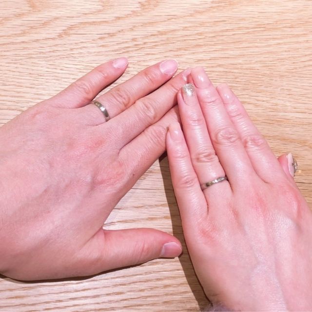 【PORTADA(ポルターダ)の口コミ】 年齢を重ねても違和感のないシンプルなものを探していました。ですがシン…