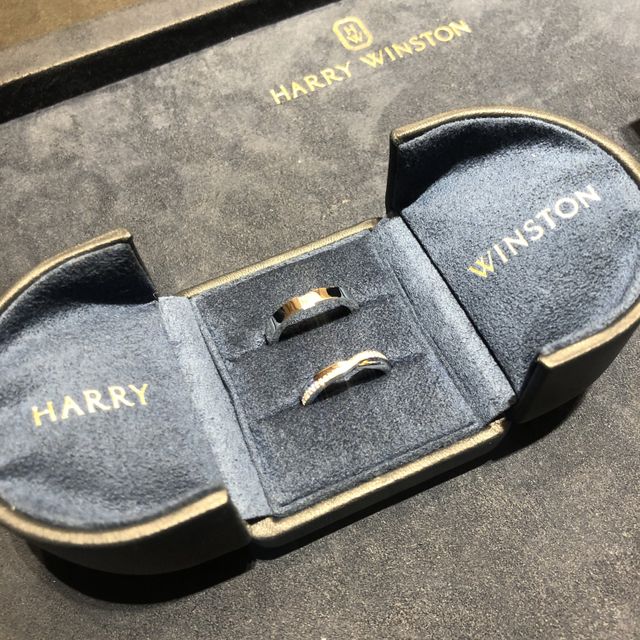 【ハリー・ウィンストン(Harry Winston)の口コミ】 デザインを見た時から、着けてみたい！と一目惚れでした。実際にはめてみ…