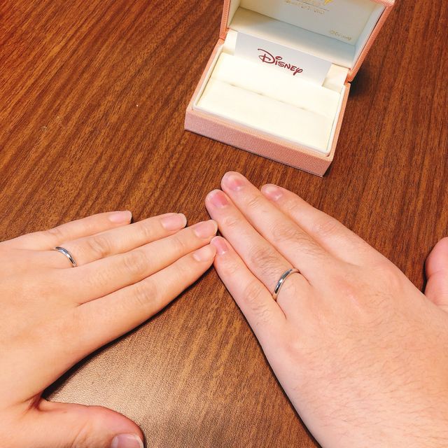 【ケイウノ ブライダル(K.UNO BRIDAL)の口コミ】 始めは白雪姫のデザインの指輪を求めて来店しました。
ダイヤの付いている…