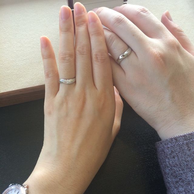 【入倉康ジュエリー工房の口コミ】 結婚指輪もいろいろなブランドを見ましたが、見ていくうちにオリジナルで…