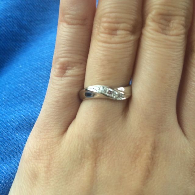 【入倉康ジュエリー工房の口コミ】 結婚指輪もいろいろなブランドを見ましたが、見ていくうちにオリジナルで…