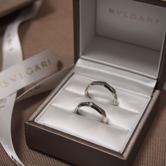 【ブルガリ(BVLGARI)の口コミ】 まず普段意見をあまり言わない主人が
珍しく、試着して「これいいかも〜！…