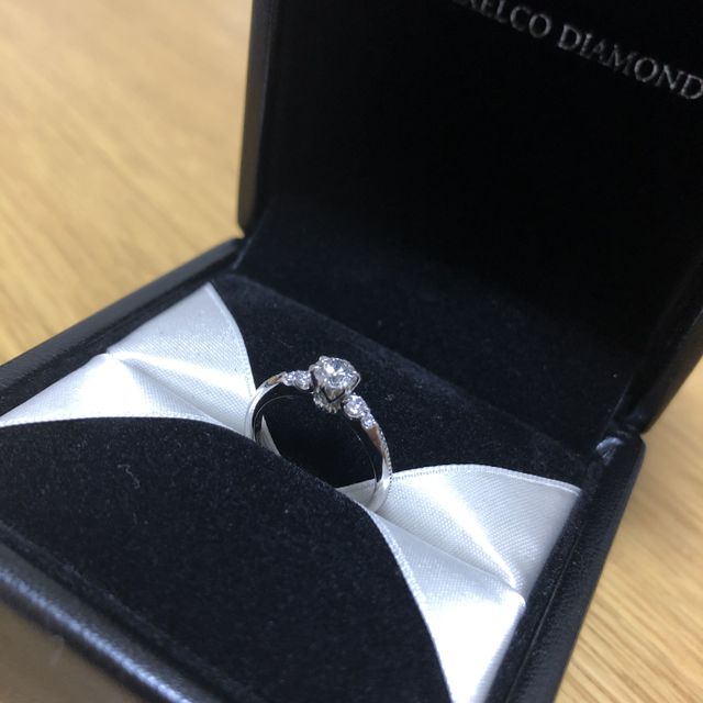 【エクセルコダイヤモンド(EXELCO DIAMOND)の口コミ】 彼がこのお店でダイヤのみを購入してプロポーズしてくれ、リングデザイン…