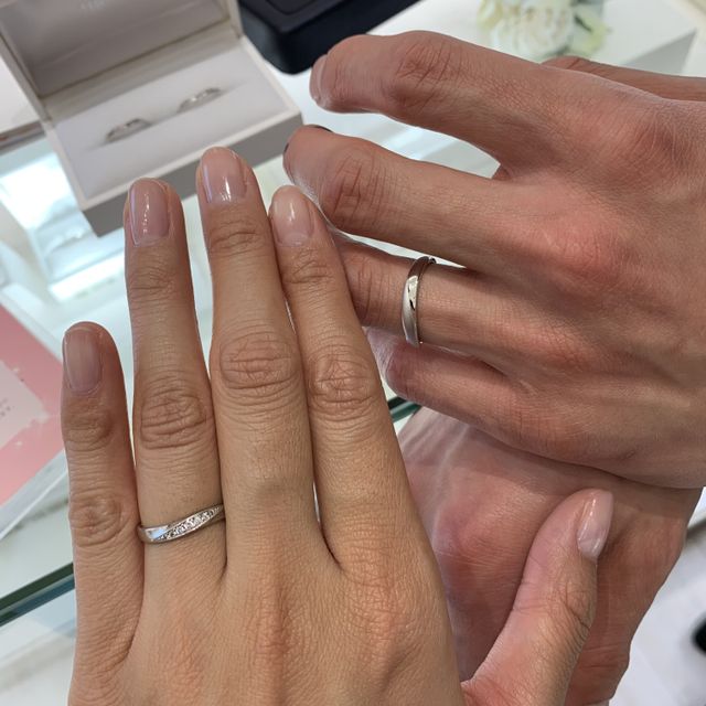 【THE KISS Anniversary(ザ・キッス　アニヴァーサリー)の口コミ】 定番のストレートデザインからウェーブデザイン、ブランドオリジナルのデ…