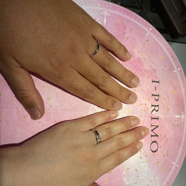 【アイプリモ(I-PRIMO)の口コミ】 結婚指輪は、女性用をメインに選びました。石が３つはいっており、なお婚…