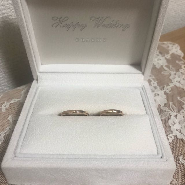 【CHARMY(チャーミー)の口コミ】 結婚指輪はピンクゴールドかゴールドが良いと思い探していました。ブラン…