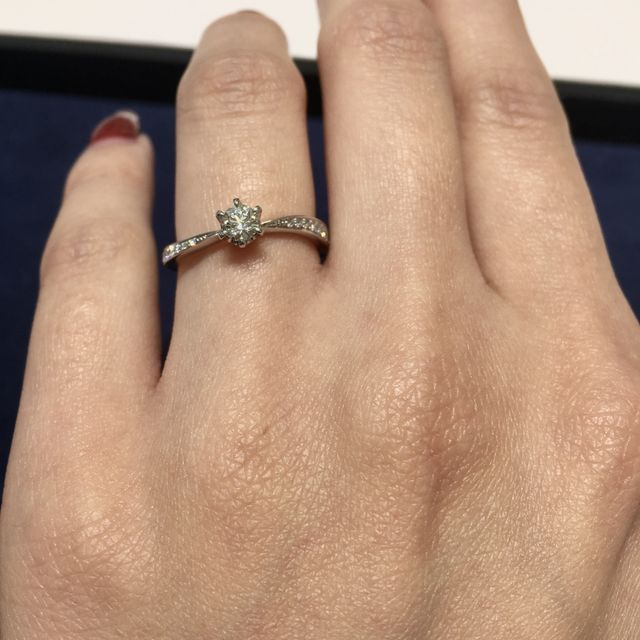 【4℃ BRIDAL(ヨンドシーブライダル)の口コミ】 おしゃれが好きなので特別な日に身につけるだけではなく、普段使いもでき…