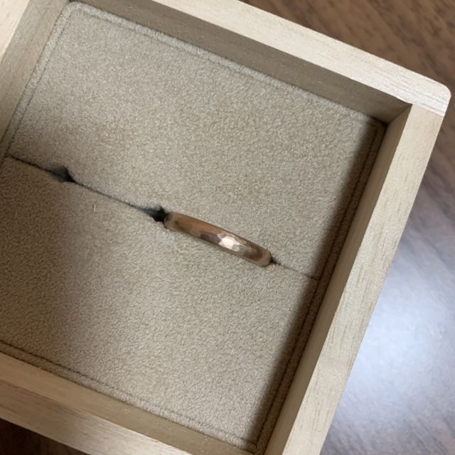 【YUKA HOJO(ユカホウジョウ)の口コミ】 リングを選ぶにあたって、大切にしていたことは傷が目立ちにくいこととマ…