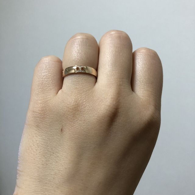 【エルメス(HERMES)の口コミ】 エルメスのリングが欲しいと思っていたので、まず見に行きました。
試着し…