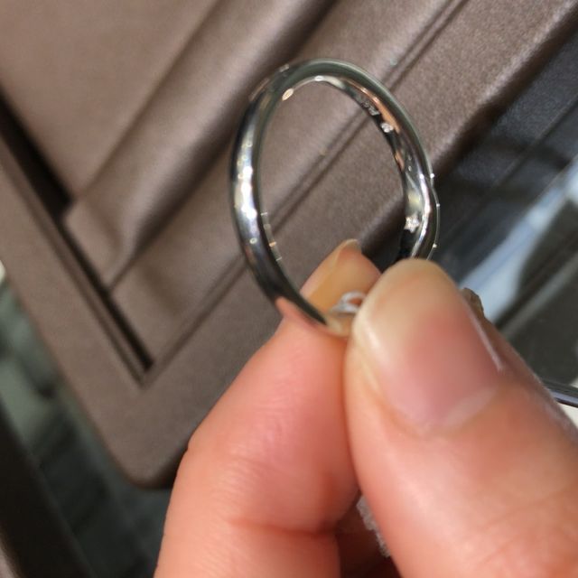 【アイプリモ(I-PRIMO)の口コミ】 星座をイメージしたデザインでところもすきです。
彼はマット加工されてい…