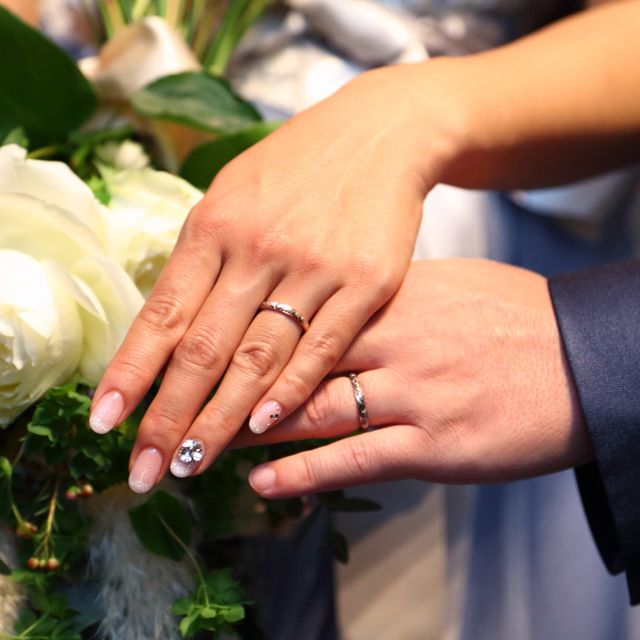 【Makana(マカナ)の口コミ】 私がずっと憧れだったハワイアンジュエリー
デザインと色に惚れました。
…