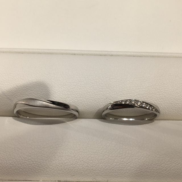 【CAFERING(カフェリング)の口コミ】 つけ心地、デザイン、接客です。
他にもいくつか他のブランドをみたのです…