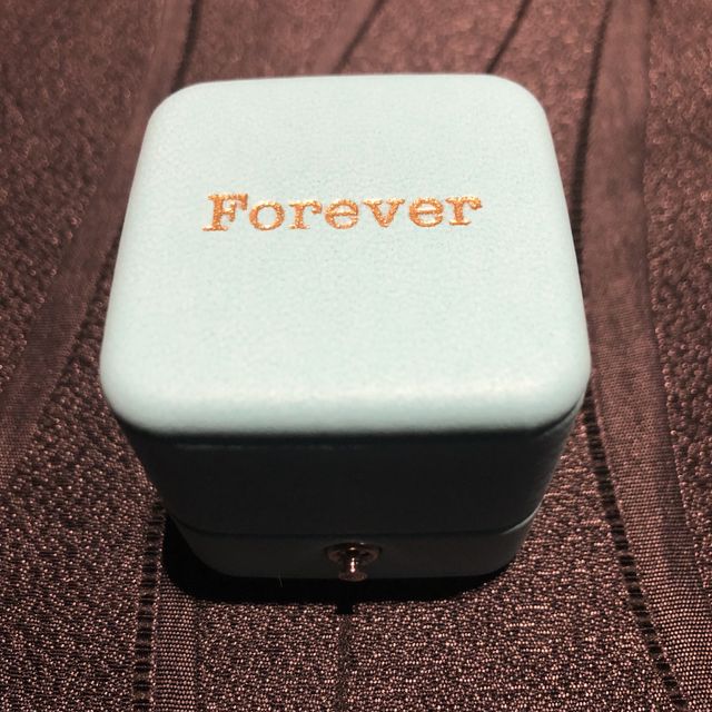 【ティファニー(Tiffany & Co.)の口コミ】 婚約指輪は絶対にティファニーが欲しいと彼には伝えていました。（笑）そ…