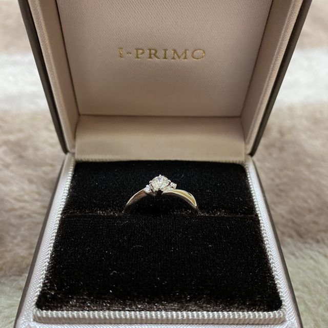 【アイプリモ(I-PRIMO)の口コミ】 つけ心地や、値段が1番決め手でした。何個もいろいろなデザインをつけさせ…