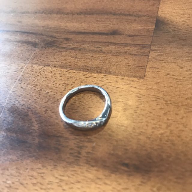【VENUS TEARS(ヴィーナスティアーズ)の口コミ】 結婚指輪は最初どこのメーカーにするか非常に悩みました。種類が多すぎて…