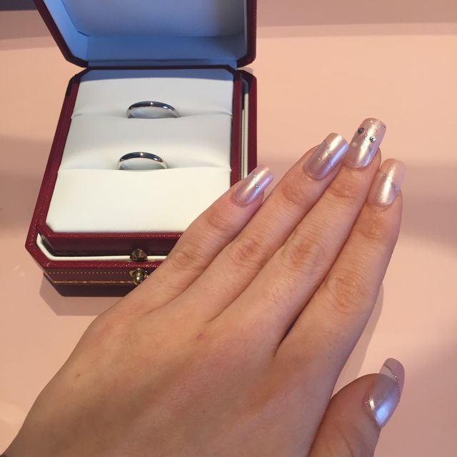 【カルティエ(Cartier)の口コミ】 接客業をしている主人の意向で結婚指輪はカルティエでと決めていたので購…