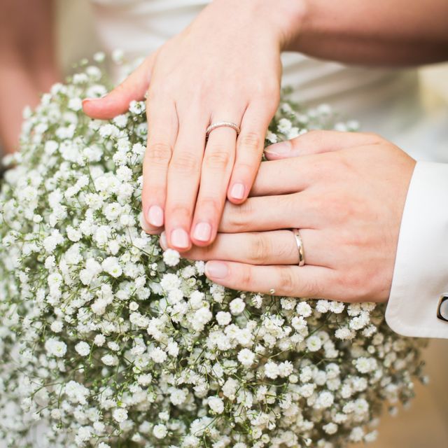 【俄(にわか)の口コミ】 ハーフエタニティであったこと、俄という信頼できるブランドであったこと…