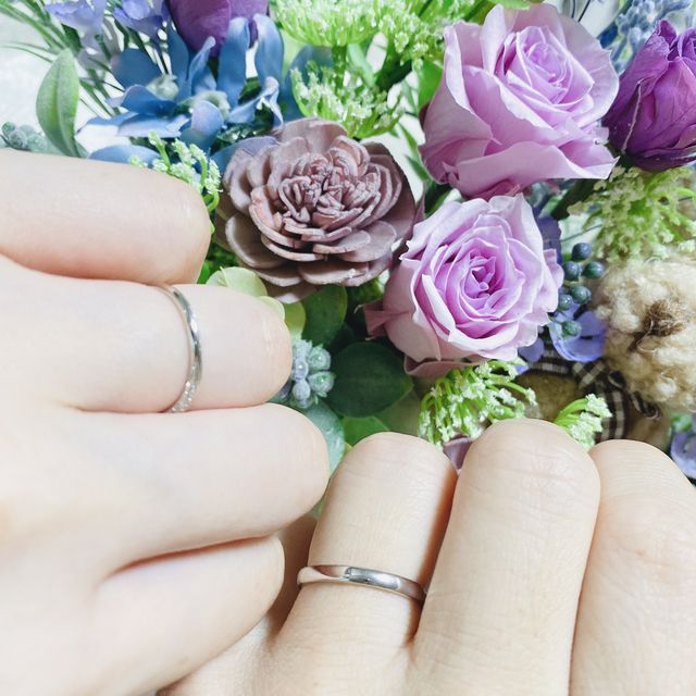 【VIVAGE(ヴィヴァージュ)の口コミ】 シンプルなデザインだったから。ウェーブが好きだから。指輪がどの角度か…