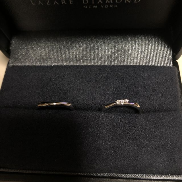 【ラザール ダイヤモンド(LAZARE DIAMOND)の口コミ】 お店でダイヤモンドの石だけで見せてもらった時、その輝きに驚きました。…