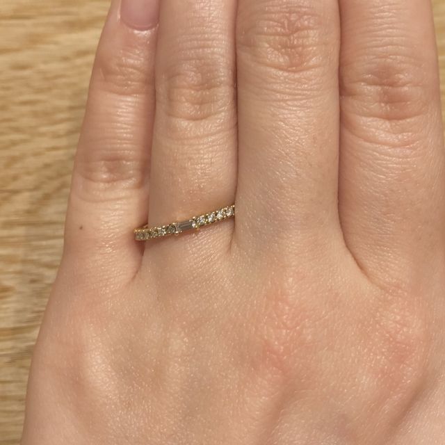 【Jupiter BLANTELIE(ジュピターブラントリエ)の口コミ】 華奢で普段使い出来るデザインが購入の決め手でした！
細身のリングとバケ…