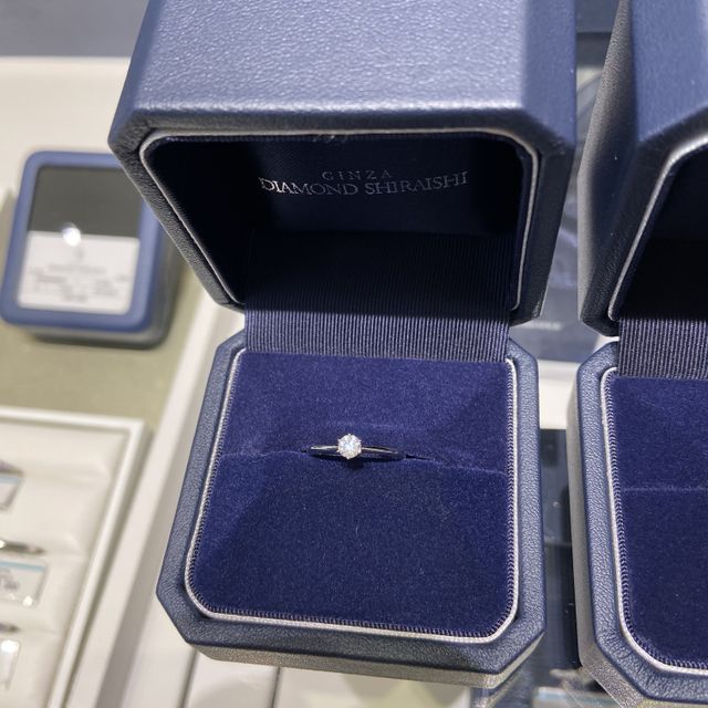 【銀座ダイヤモンドシライシの口コミ】 シンプルでかわいい指輪だったから
さくらという名前も気に入りました❣️
…