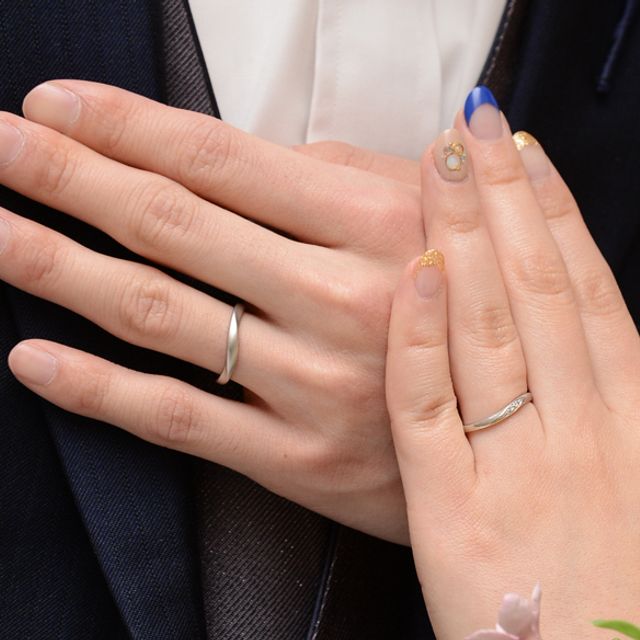 【ヴァンドーム青山(VENDOME AOYAMA)の口コミ】 男女でペアになっていて、女性用にはダイヤがついているものを探していま…