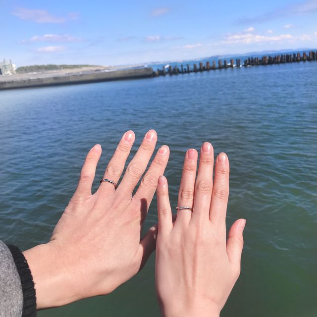 【銀座ダイヤモンドシライシの口コミ】 なかなか指輪が決まらず悩んでいたとき、デザインで決めるよりダイヤモン…