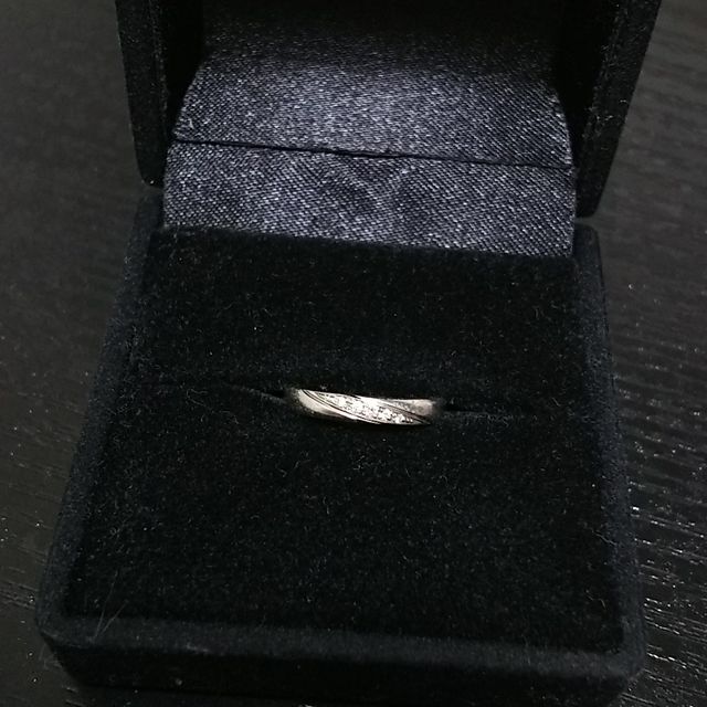 【カオキ　ダイヤモンド専門卸直営店の口コミ】 私の場合、ストレートタイプが一番キレイに見えるデザインでした。あまり…