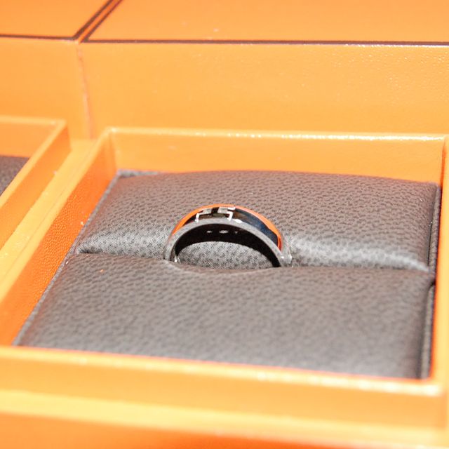 【エルメス(HERMES)の口コミ】 エルメスマークが主張しすぎてなく、またマークをただ掘っただけでなく、…