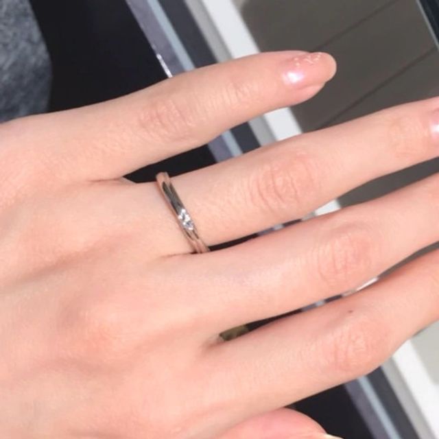【銀座ダイヤモンドシライシの口コミ】 つけ心地が良い部分と、シンプルなデザインが気に入りました。ダイヤモン…