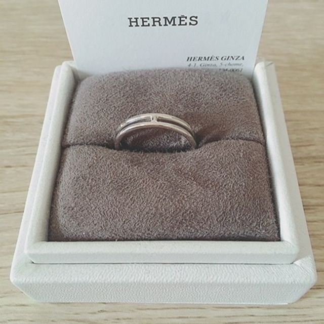 【エルメス(HERMES)の口コミ】 少しだけ凝ったデザインのものがよかったので、色んなブランド&エルメ…